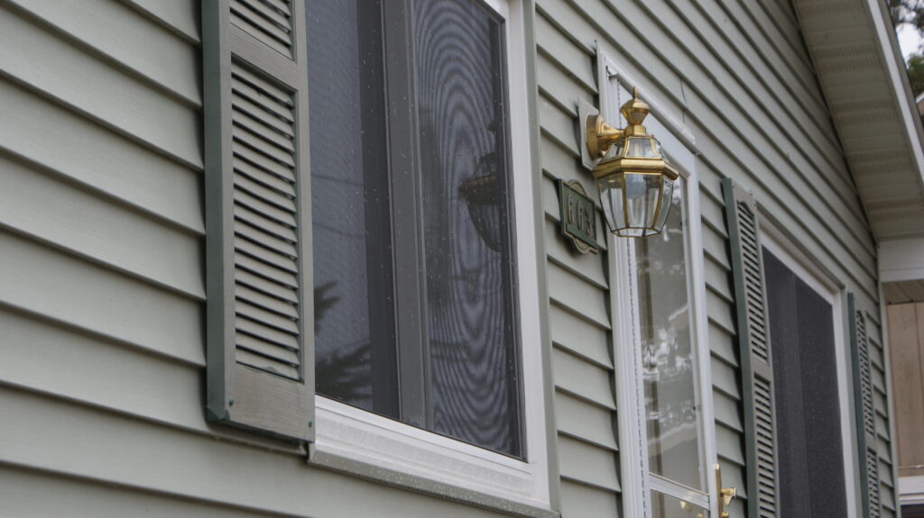 Replacement windows with shutters Green Bay